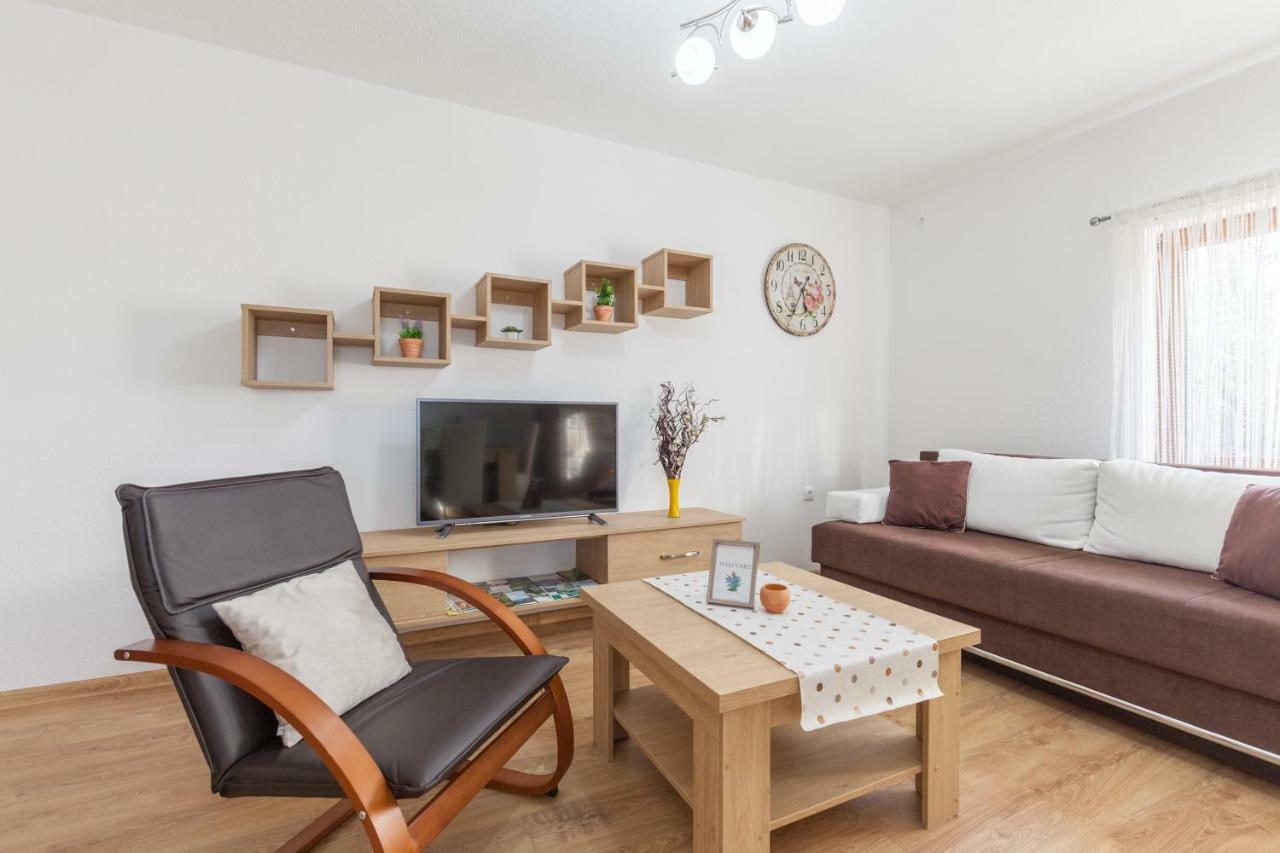 Apartment Ivan & Iva Gornji Vaganac エクステリア 写真